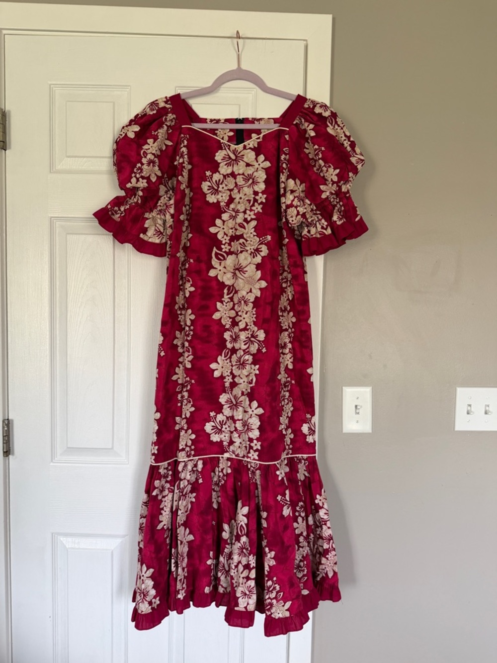 Royal Creations Made in Hawaii Puff Sleeve Floral Maxi Dress